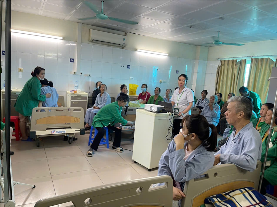 TRUYỀN THÔNG GIÁO DỤC SỨC KHOẺ TẠI KHOA NGOẠI TIẾT NIỆU:  NÂNG CAO KIẾN THỨC ĐỒNG HÀNH CÙNG NGƯỜI BỆNH