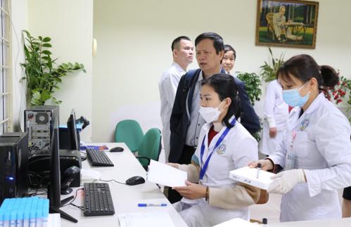 HỘI NGHỊ CHIA SẺ KINH NGHIỆM TRIỂN KHAI CÁC NỘI DUNG CHUYỂN ĐỔI SỐ GIỮA BỆNH VIỆN BẠCH MAI VÀ CÁC CƠ SỞ Y TẾ TRÊN ĐỊA BÀN TỈNH BẮC NINH HỘI NGHỊ CHIA SẺ KINH NGHIỆM TRIỂN KHAI CÁC NỘI DUNG CHUYỂN ĐỔI SỐ GIỮA BỆNH VIỆN BẠCH MAI VÀ CÁC CƠ SỞ Y TẾ TRÊN ĐỊA BÀN TỈNH BẮC NINH