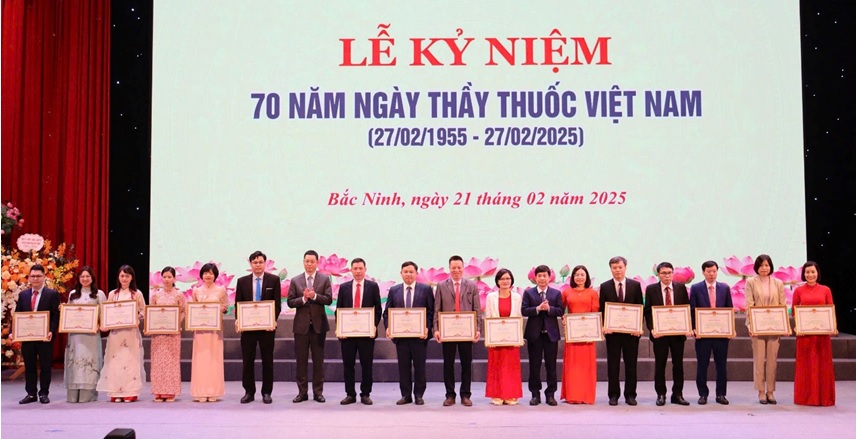 MÍT TINH KỶ NIỆM 70 NĂM NGÀY THẦY THUỐC VIỆT NAM DO SỞ Y TẾ TỔ CHỨC (27/02/1955 - 27/02/2025) MÍT TINH KỶ NIỆM 70 NĂM NGÀY THẦY THUỐC VIỆT NAM DO SỞ Y TẾ TỔ CHỨC (27/02/1955 - 27/02/2025)