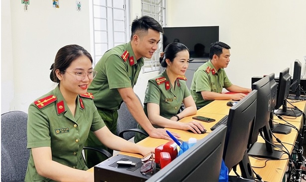 CÔNG AN TỈNH BẮC NINH TRIỂN KHAI THI HÀNH LUẬT TIẾP CẬN THÔNG TIN NĂM 2026 TRONG LỰC LƯỢNG